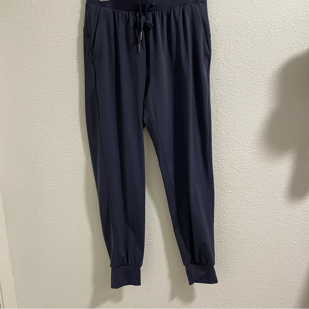 Women’s  Navy Jogger Pants
